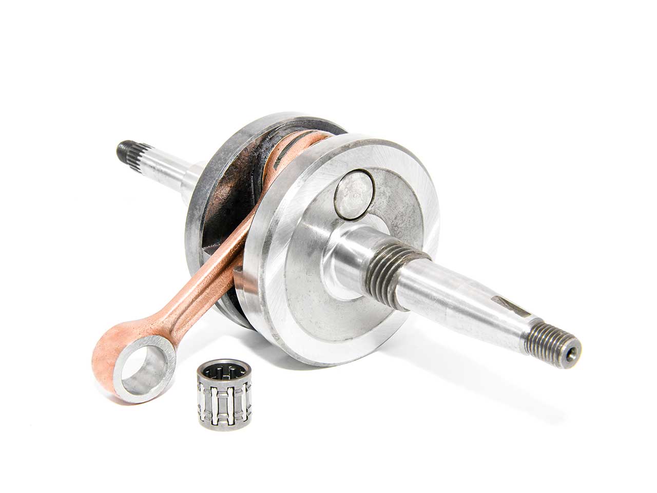 Barikit Kurbelwelle für einen Peugeot Buxy Motor. Eine Pleuelstange mit Hubzapfen und ein Nadellager.