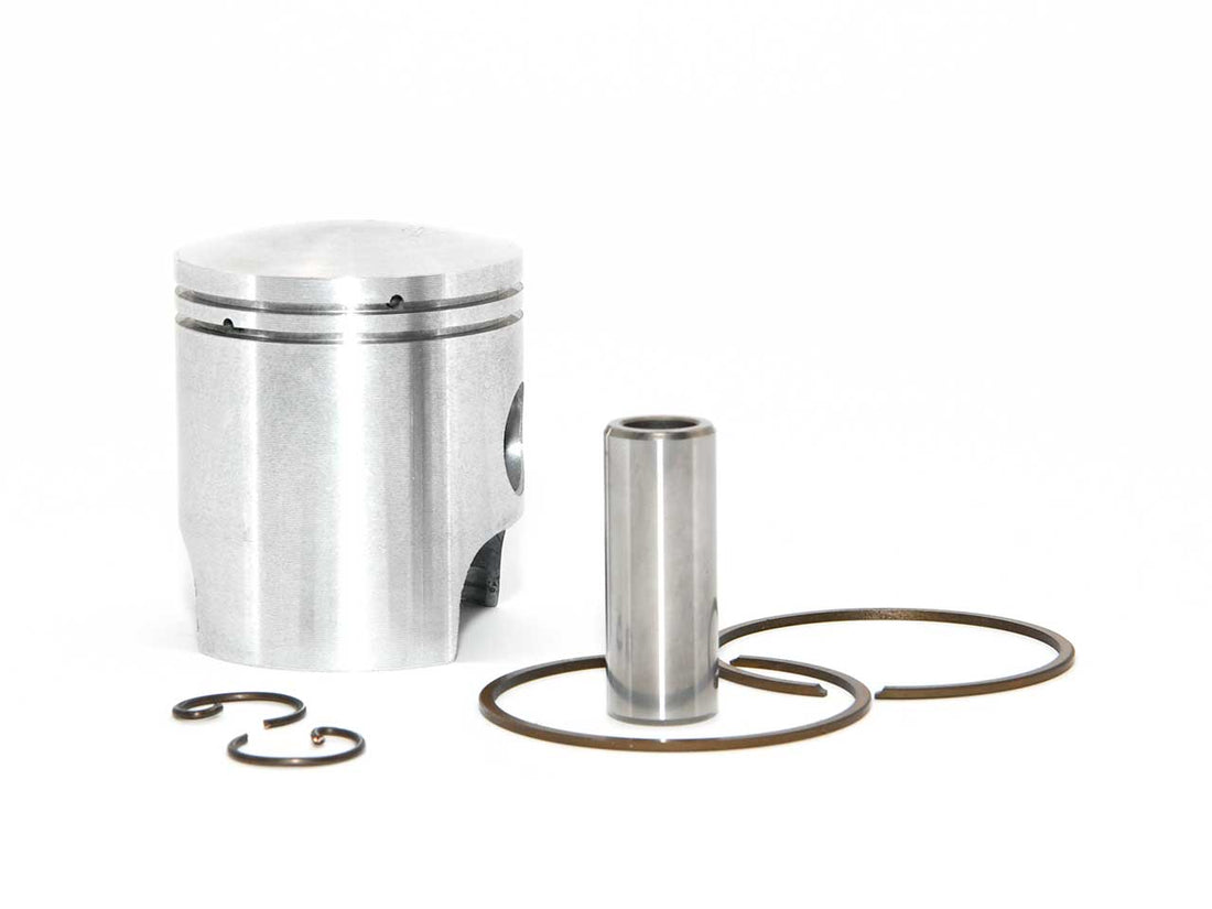 Barikit Kolben für einen Peugeot Roller Motor. Ein Kolbenbolzen sowie 2 Kolbenclips und ein Kolbenring.